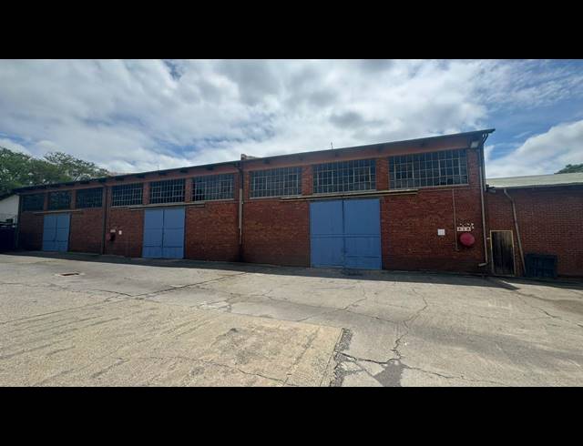 2,002M² WAREHOUSE TO LET IN PRETORIA WEST